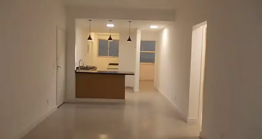 Lindo apartamento Copa  posto 3   -  praia , metrô reformado / modernizado, garagem