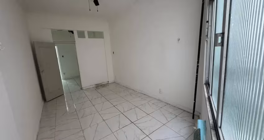 Excelente conjugadão posto 4  -  investidores ( airbnb)  fundos claro e silencioso !