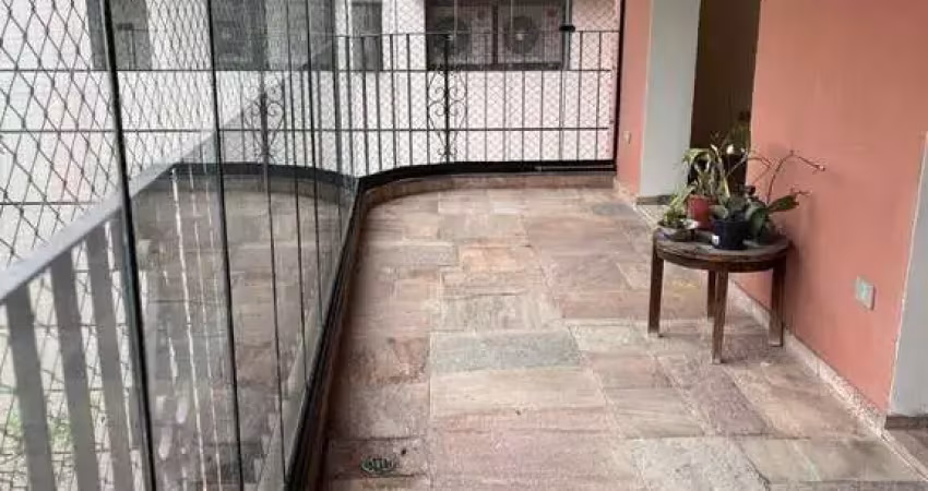 Apartamento de alto padrão com 370m² 4 quartos, 3 vagas - J.América-SP