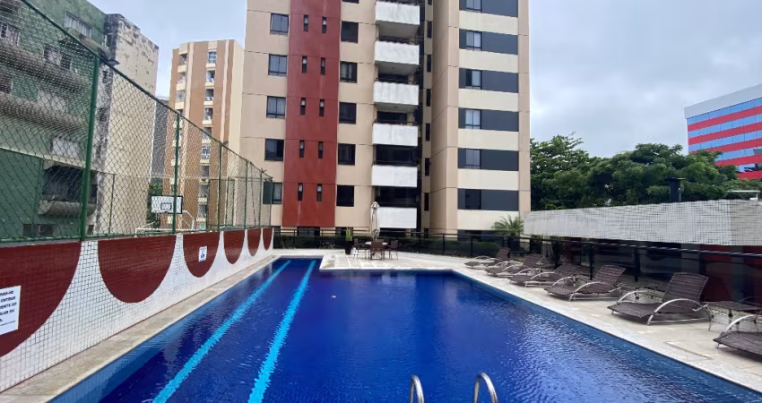 LINDO APARTAMENTOPRONTO PARA MORAR NO COSTA AZUL EDIFÍCIO MARSEILLE