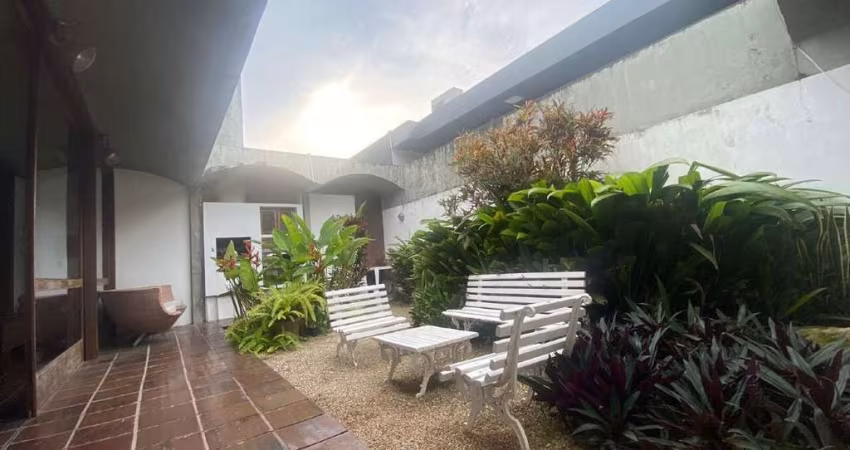 Casa comercial e residencial Itaguaçu