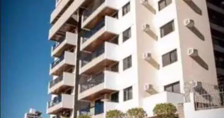 Apartamento 03 quartos (1 suíte) no coração do estreito