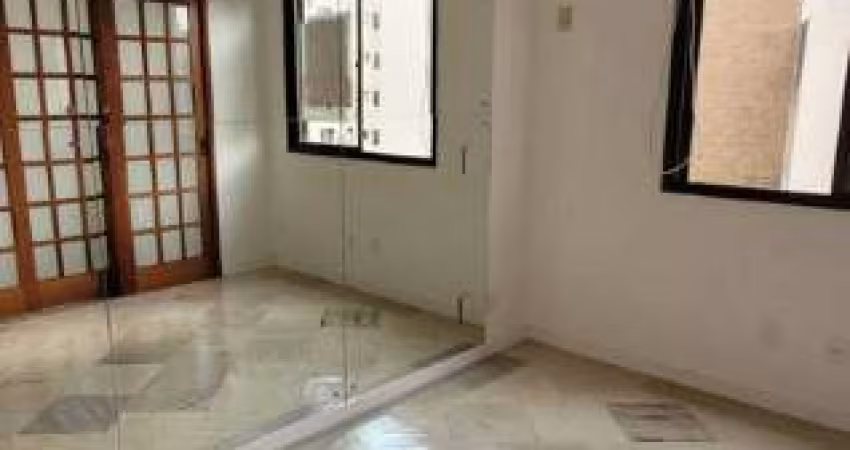 Vendo em área nobre de Florianópolis com 3 quartos, 2 vagas e 105m² - Beira Mar Norte
