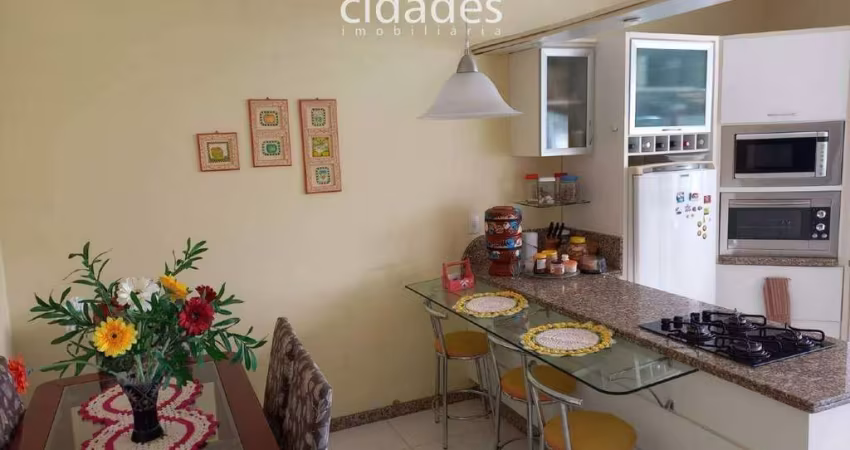 Linda Casa No Balneário Estreito com 3 quartos amplos (1 suíte ),Ótima Oportunidade