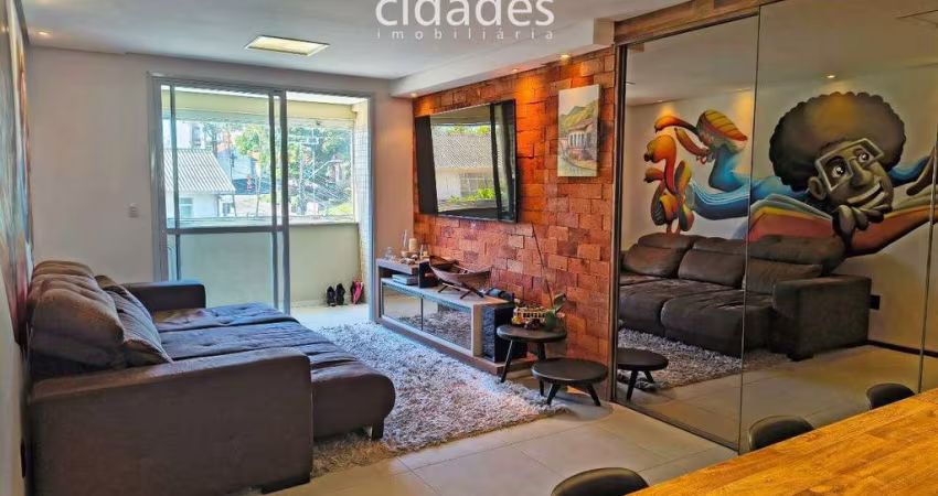 Vendo Apartamento três dormitórios no bairro Estreito