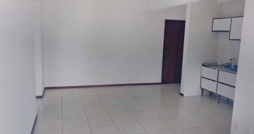 Aluguel de apartamento 2 dormitórios (suíte) com garagem no bairro Floresta, próximo ao Shopping Itaguaçu