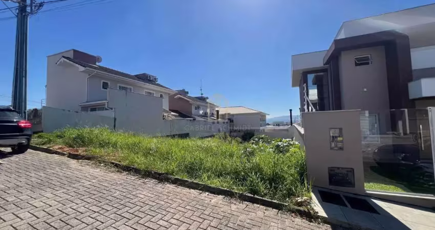 Terreno à Venda em Forquilhinhas, São José | 360 m²