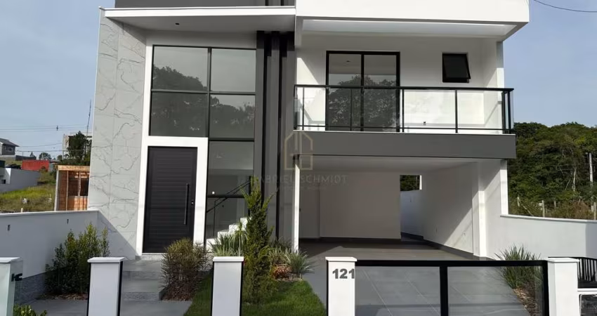 Casa à venda em São José 4 Dormitórios (1 Suíte Master) |