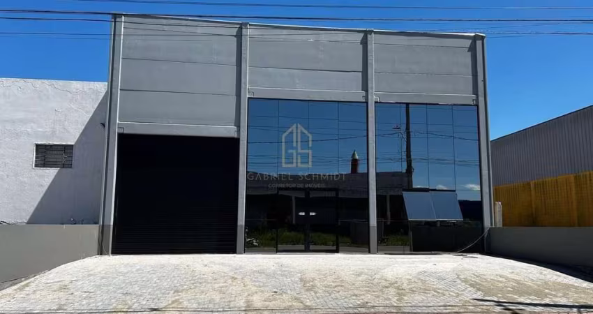 Galpão Industrial na Pedra Branca à venda | 600 m²
