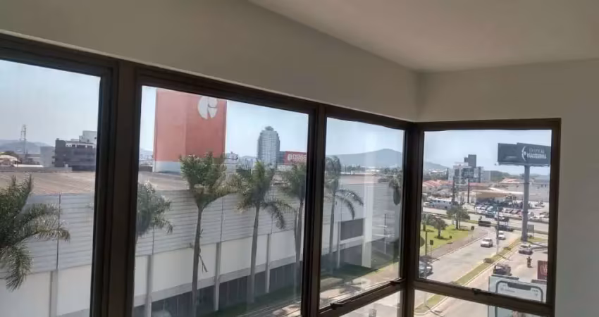 Sala comercial à venda na Avenida Atílio Pedro Pagani, 115, Pagani, Palhoça