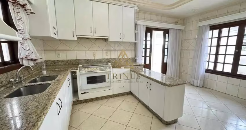 Casa com 4 quartos à venda na Avenida dos Lagos, n 3709, Pedra Branca, Palhoça