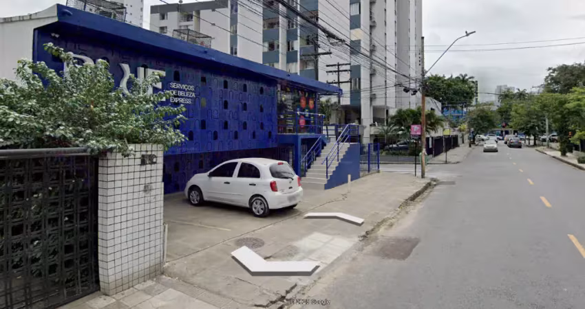 CASA COMERCIAL COM ESTACIONAMENTO NO BAIRRO DAS GRAÇAS