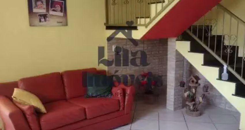 Boa casa no Jardim Tulipas
