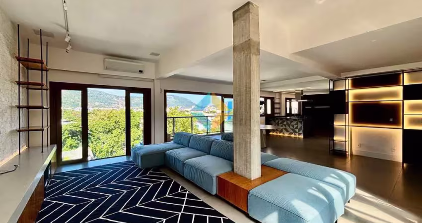 Casa com 4 quartos, São Francisco, Niterói - R$ 3.65 mi, Cod: 1598
