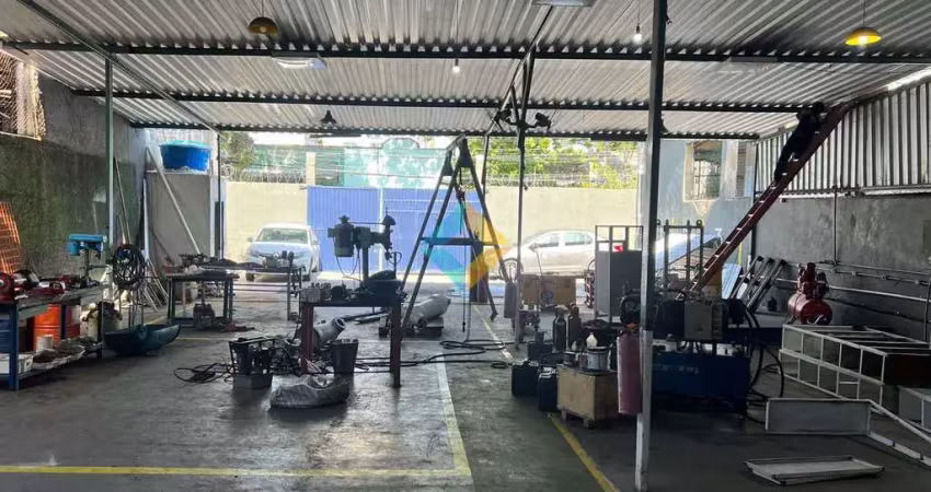 Barracão / Galpão / Depósito para alugar na Rua Visconde de Itaboraí, 266, Centro, Niterói
