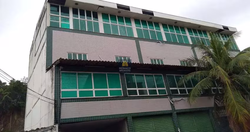 Casa comercial à venda na Rua José Leonardo, 59, Neves (Neves), São Gonçalo