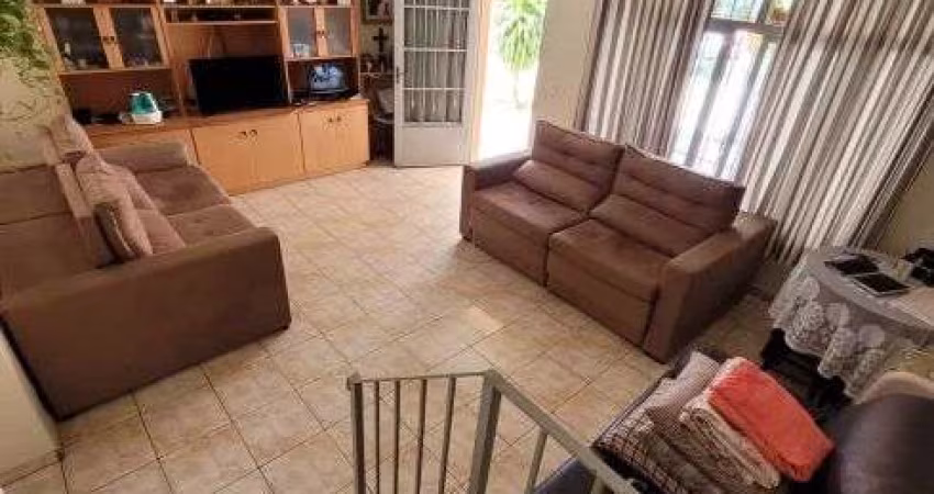 CASA À VENDA EM JUNDIAÍ - AGAPEAMA - SOBRADO - 03 VAGAS