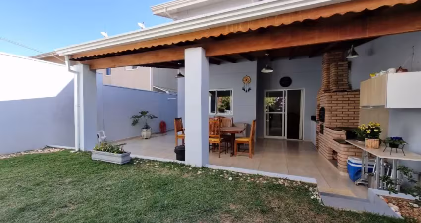 Casa de condomínio em jundiaí - chácara das palmeiras imperiais / medeiros - at: 200,00 m² e ac: 139,00 m²