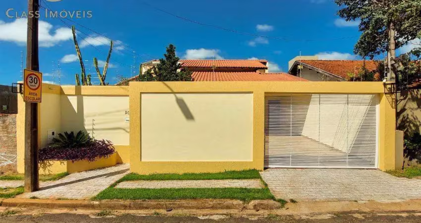 Casa à venda em Londrina, Caravelle, com 3 quartos, com 275 m²