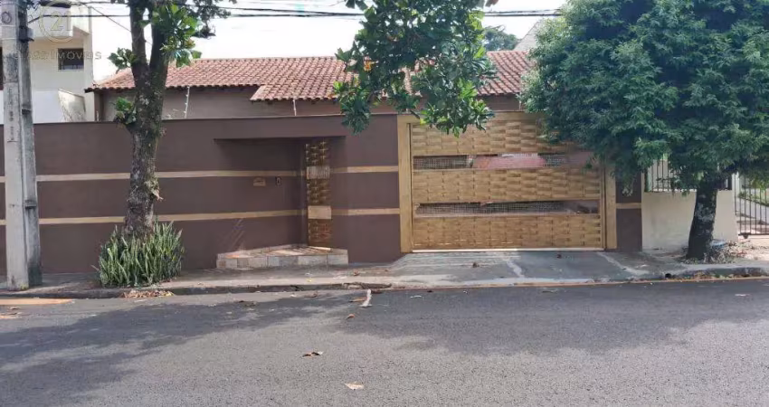 Casa à venda em Londrina, Lago Parque, com 4 suítes, com 250 m²