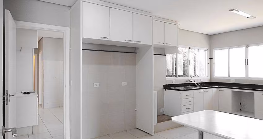 Casa para alugar em Londrina, Bela Suiça, com 3 suítes, com 300 m²