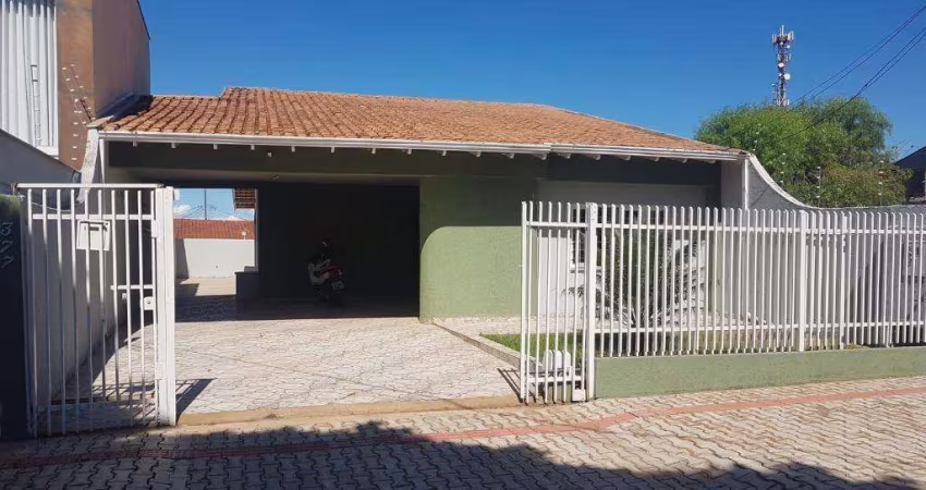 Casa à venda em Londrina, Sabará I, com 3 quartos, com 250 m²