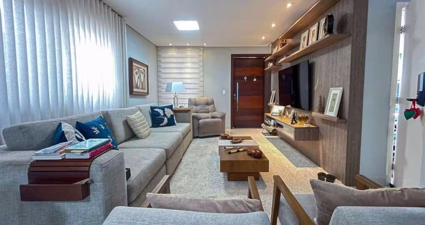 Casa para alugar no condomínio Royal Maison em Londrina, Esperança, com 3 suítes, com 223m².