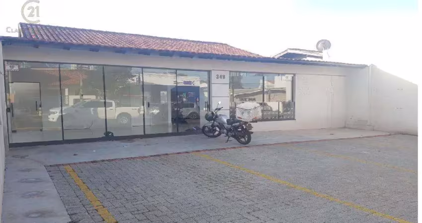 Casa para alugar em Londrina, Guanabara, com 4 quartos, com 200 m²