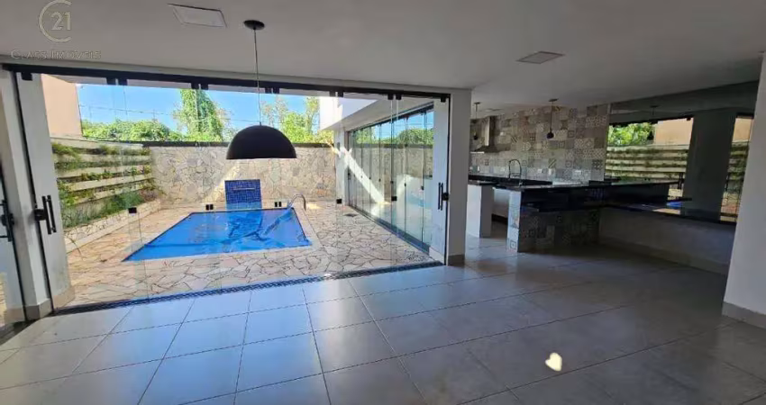 Casa em condomínio região leste ( h.u.) com área de laser completa