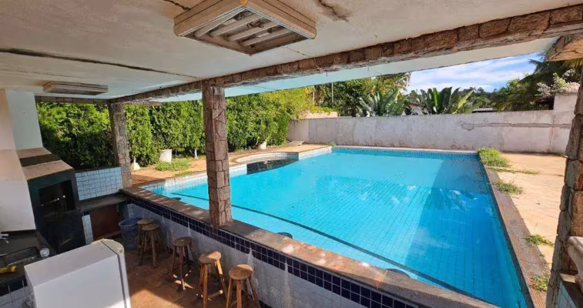 Terreno em condomínio fechado 'chácara' com infraestrutura piscina e terra plangem