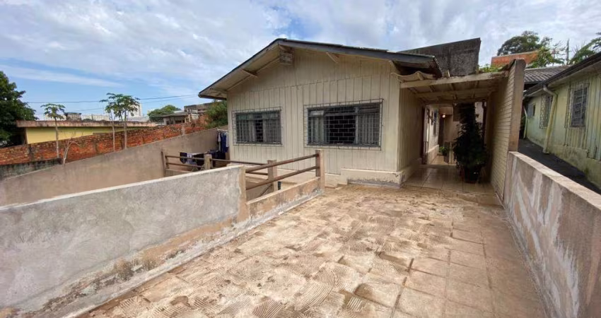 Casa à venda em Londrina, Champagnat, com 3 quartos, com 186 m²