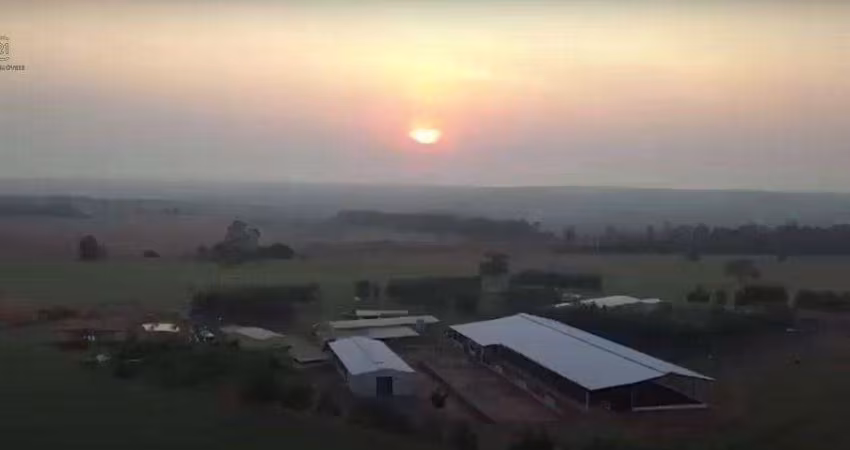 Sítio à venda em Santa Isabel do Ivaí, Centro, com 3 quartos, com 300 m²