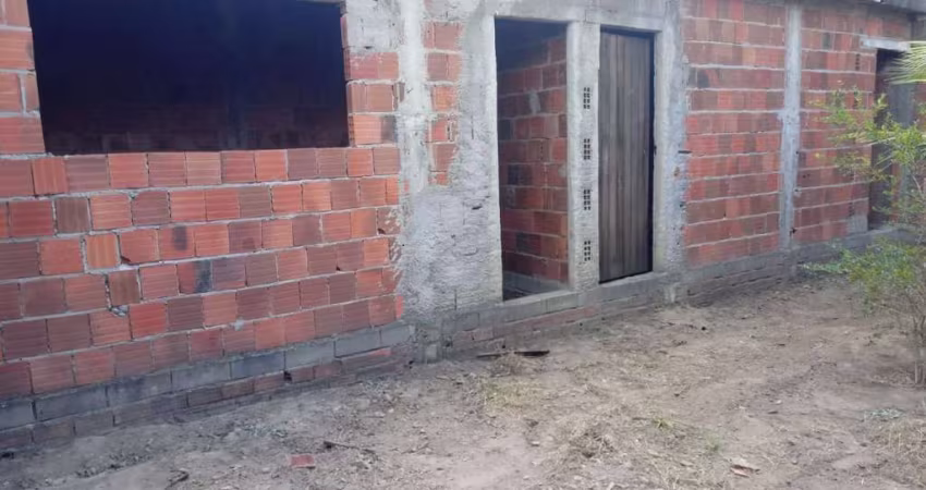 Casa à venda em Sapé-PB, bairro Salvador: 4 quartos, 1 suíte, 1 sala, 1 banheiro, 110m². Confira!