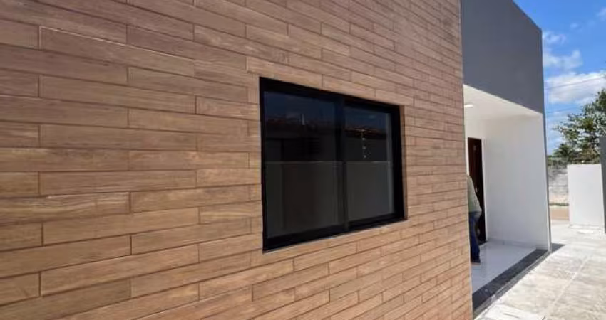 Imóvel à venda em João Pessoa-PB: Casa de 2 quartos com suíte e garagem no bairro Gramame, 55m². Confira!
