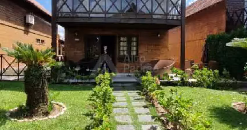 Casa em condomínio fechado com 5 quartos à venda na Avenida Cícero Batista de Oliveira, 1632, Alpes Suiços, Gravatá