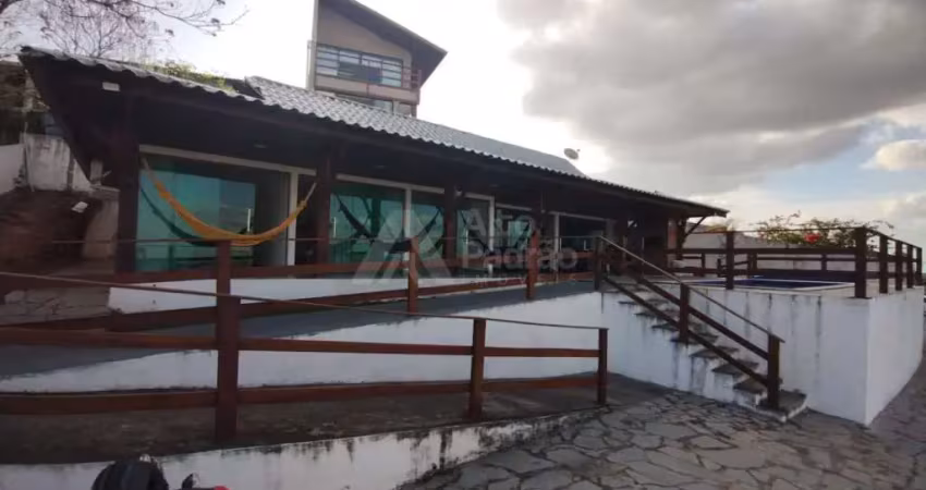 Casa à venda na Rua José Gonçalves de Santana, 10, Porta Florada, Gravatá