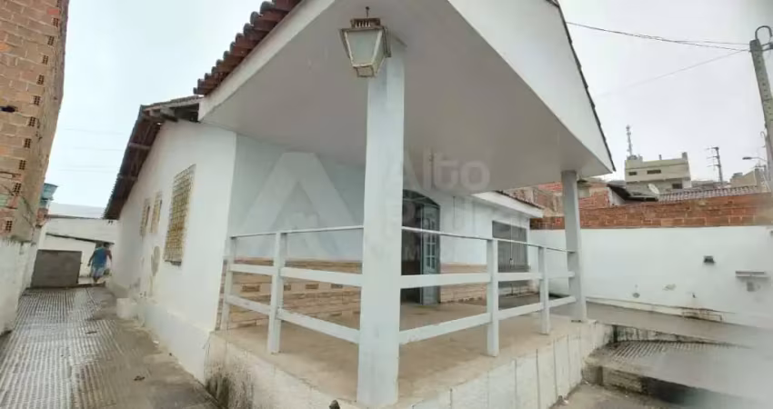 Casa com 3 quartos para alugar na Avenida Cícero Batista de Oliveira, 1632, Alpes Suiços, Gravatá
