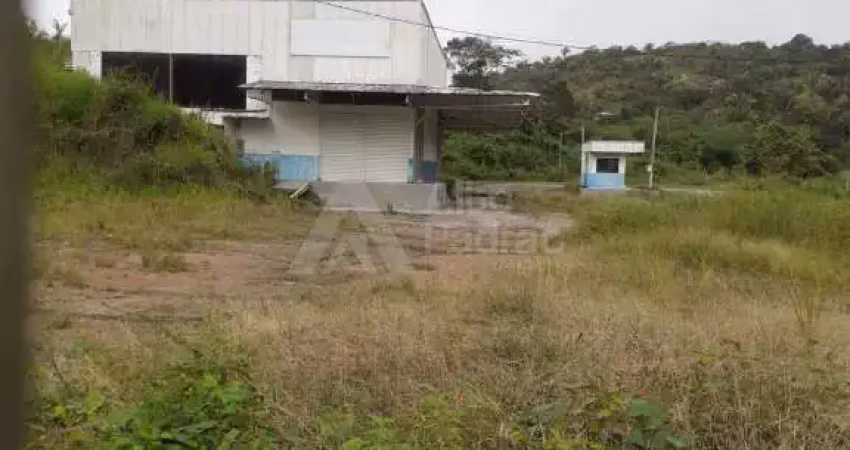 Alugo galpão com uma área de 10 mil m2 na pe 71, chã grande-pe