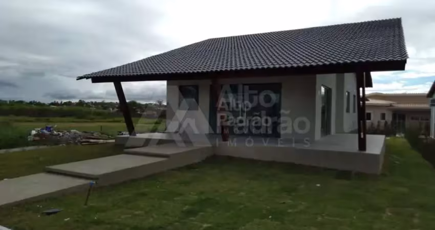 Casa em condomínio fechado com 3 quartos para alugar na Avenida Cícero Batista de Oliveira, 1632, Alpes Suiços, Gravatá