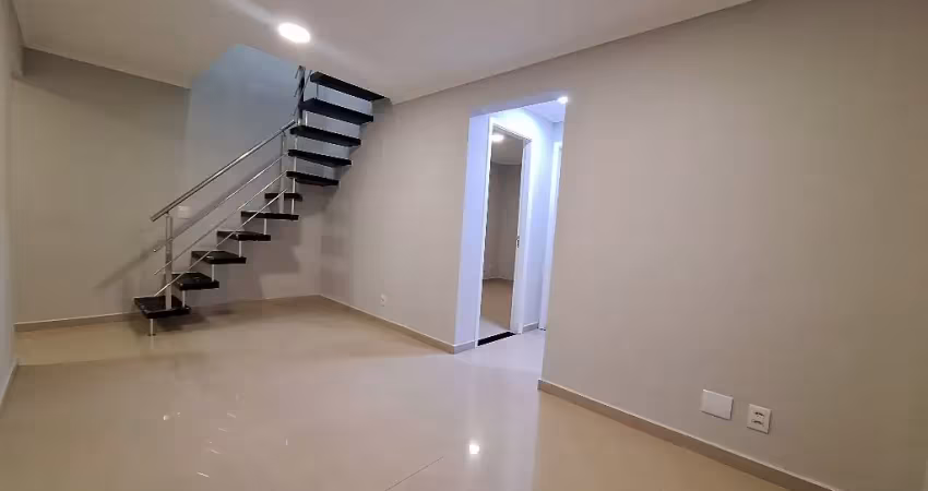 Cobertura duplex espaçosa reformada, com vista para o autódromo de interlagos!