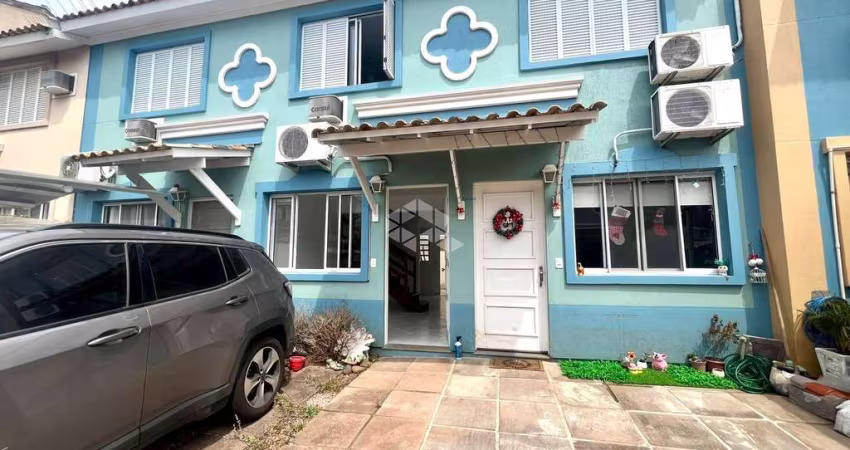 Casa em condomínio fechado com 2 quartos à venda na Avenida José Aloísio Filho, 889, Humaitá, Porto Alegre