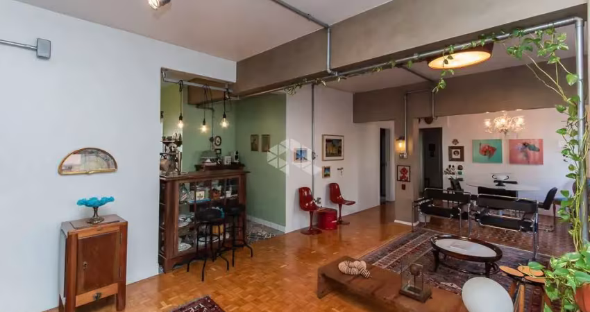Apartamento com 4 quartos à venda na Rua Vigário José Inácio, 615, Centro Histórico, Porto Alegre