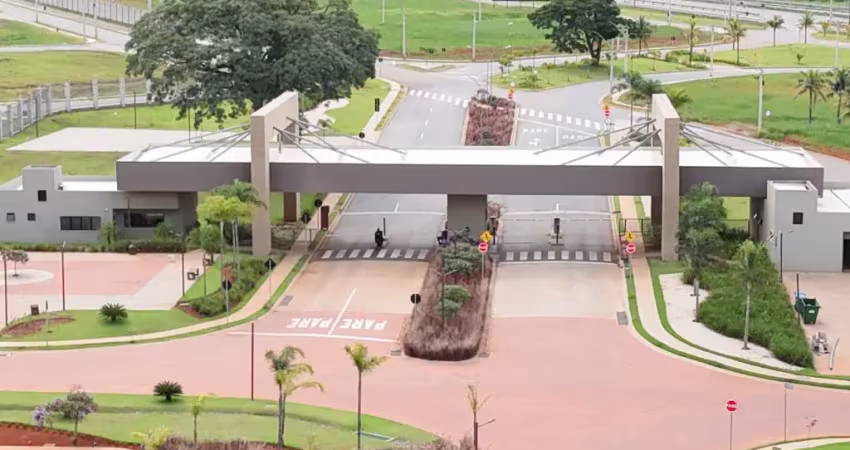 Terreno em condomínio fechado à venda na Rua 10, 2, Parqville Quaresmeira, Trindade
