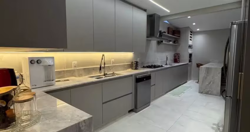 Casa em condomínio fechado com 3 quartos à venda na Rua C162, Jardim América, Goiânia