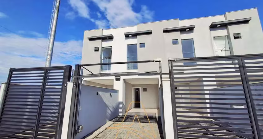 Sobrado semimobiliado á venda com 02 suítes - bairro figueira