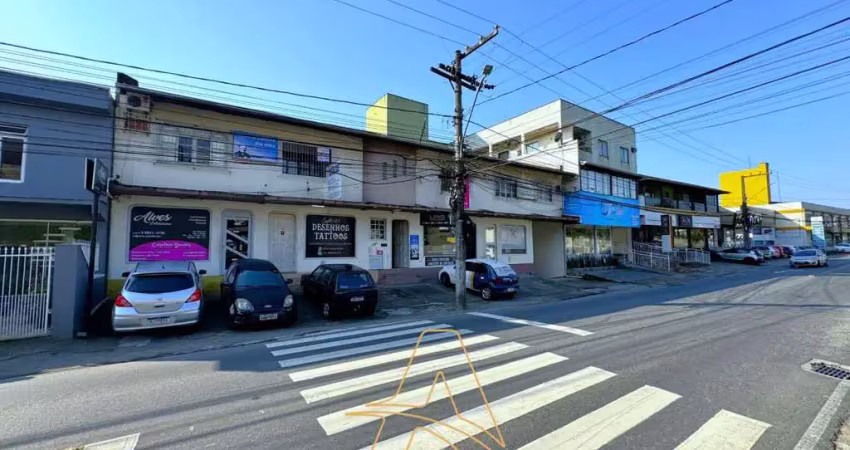 Oportunidade de investimento sala comercial no bairro água verde com garagem