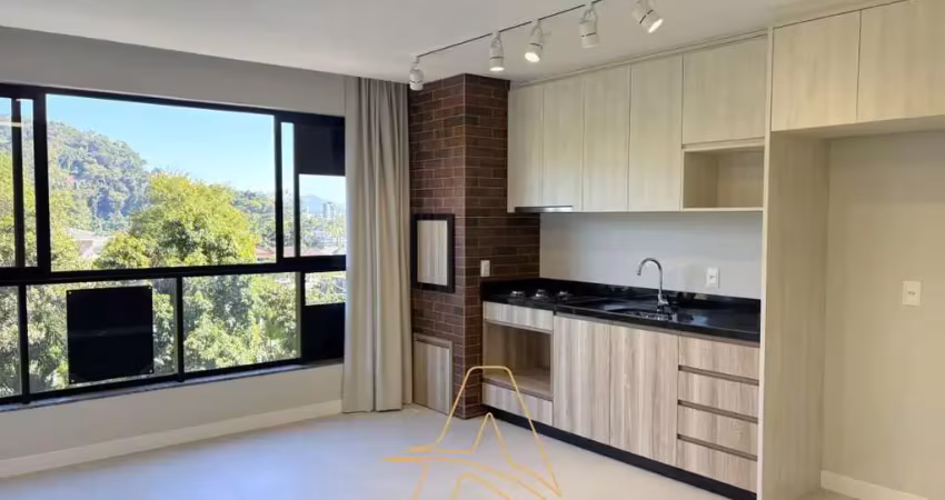 Apartamento semimobiliado á venda no bairro itoupava seca