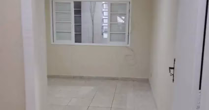 Casa com 2 quartos para alugar na Vila Tolstoi, São Paulo 