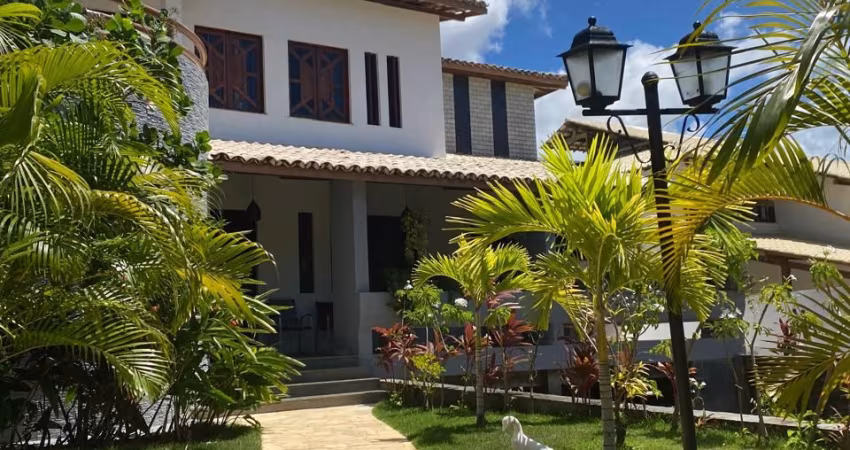 CASA LUXUOSA - 4 SUÍTES - PIATÃ  COND. PARQUE COSTA VERDE