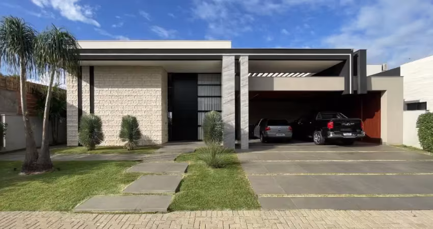 CASA TÉRREA DE ALTO PADRÃO À VENDA NO CONDOMÍNIO VILLAGGIO DO ENGENHO – 4 SUÍTES, 304 M² PRIVATIVOS E LAZER COMPLETO